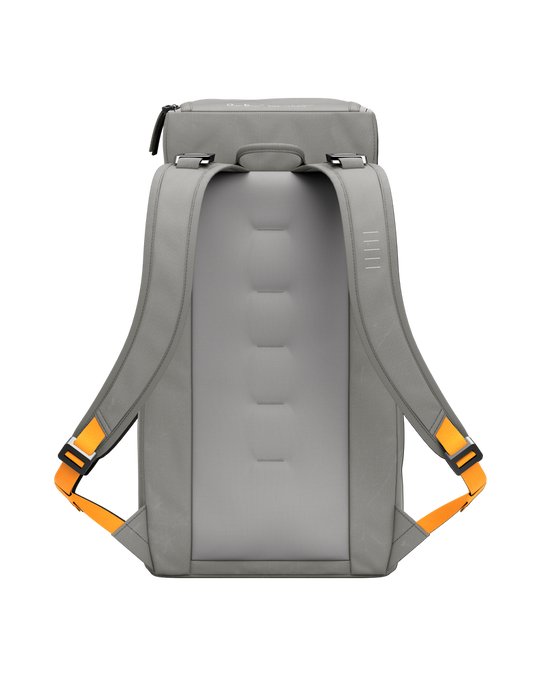 Rucsac de Hidratare DB Hugger Backpack 25L Sand Grey - 2024/25