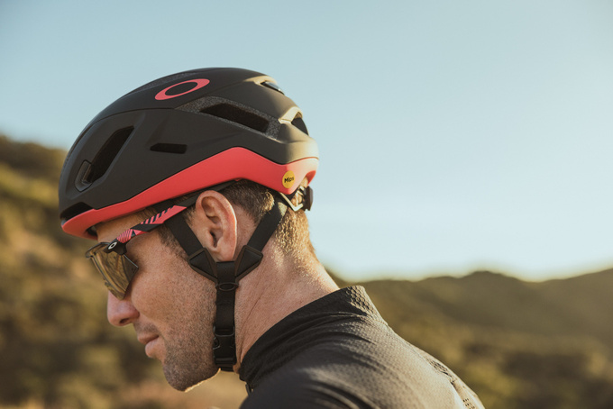 Ochelari de vedere OAKLEY Encoder Strike Vented Giro d'Italia Collection Prizm Road Black Lenses / Giro Pink Stripes Frame