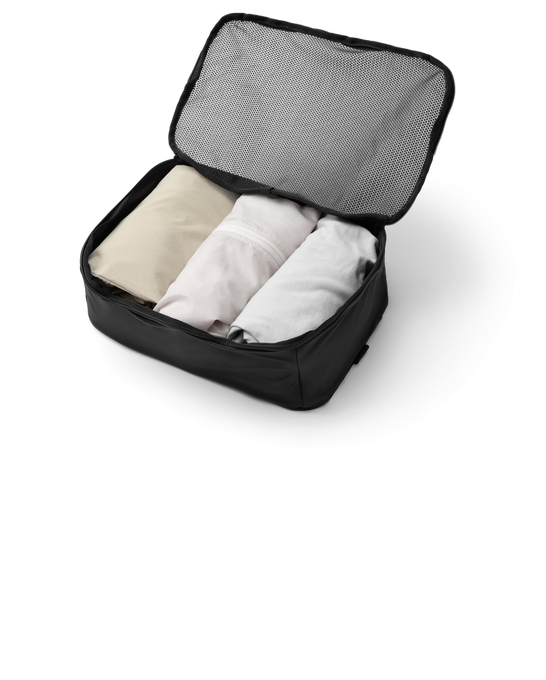 Organizator Db Essential Packing Cube L Black Out - 2024/25