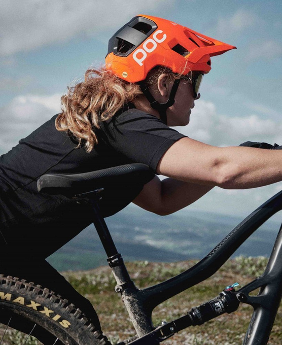Cască de bicicletă POC Kortal Race MIPS Portocaliu Fluorescent Orange AVIP/Negru Uraniu Matt - 2024