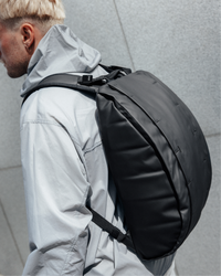Rucsac de Hidratare DB Hugger Base Backpack 15L Black Out - 2024/25