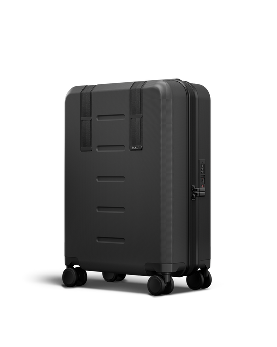 Geantă de călătorie Db Ramverk Carry-on Black Out - 2025/26