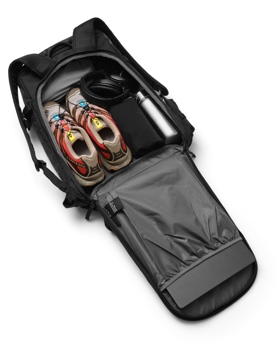 Rucsac de Hidratare DB Backcountry Backpack 25L Black Out - 2025/26